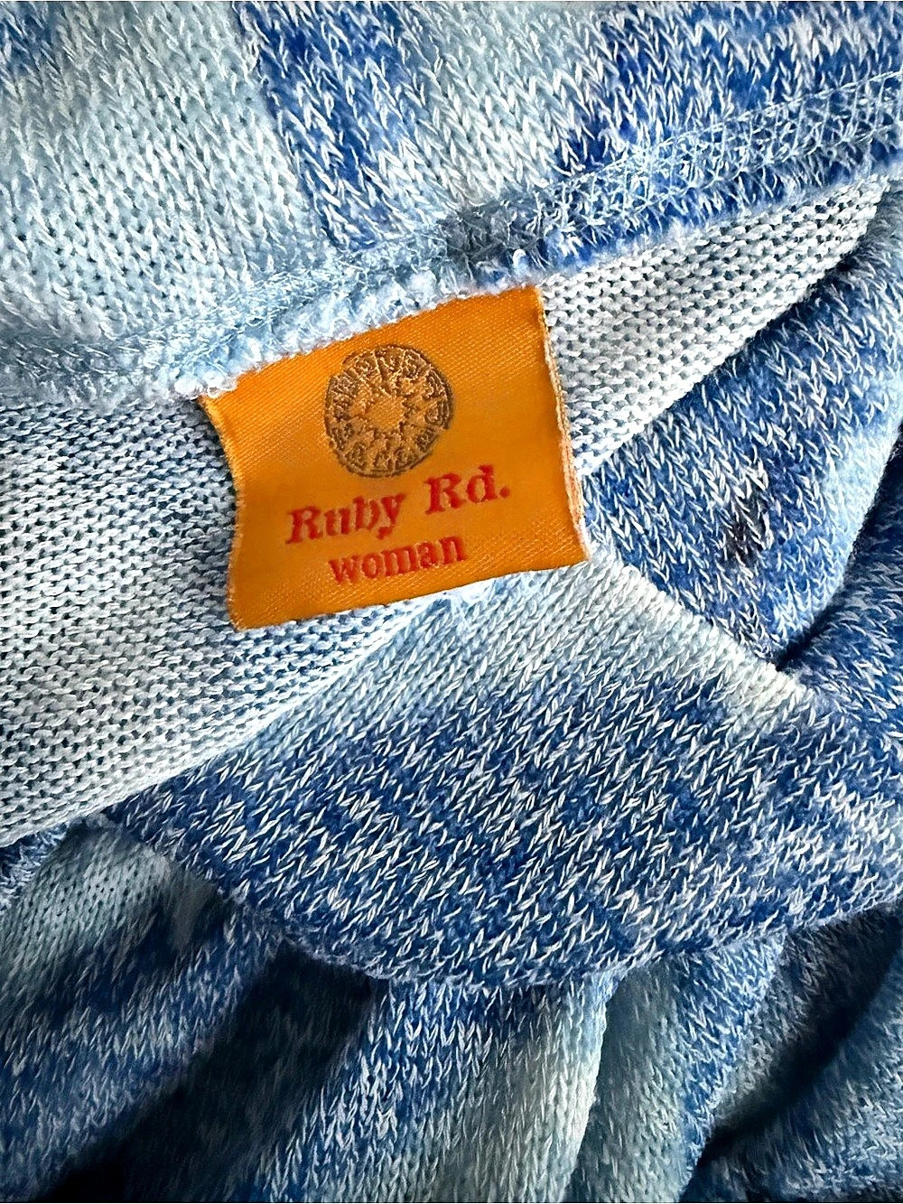 Ruby Rd. Woman Blue & White Abstract Tunic Like New - Picture 2 of 3